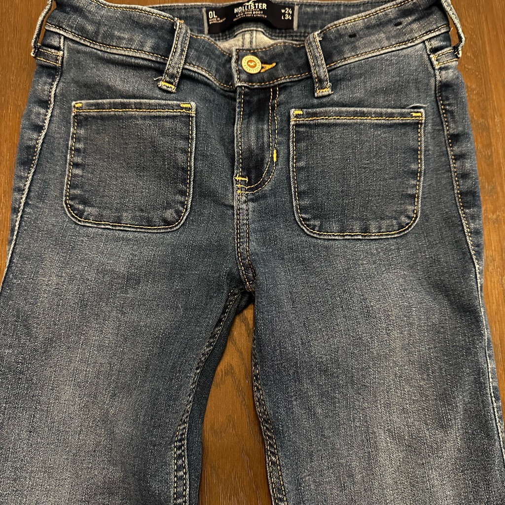 Hollister Women's Dark Blue Low Rise Jeans - Long